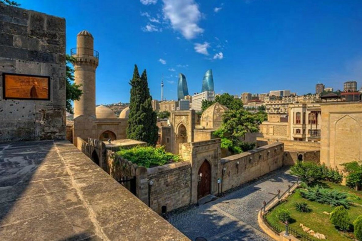 Baku Old City UNESCO Heritage Historical Town Azerbaijan capital